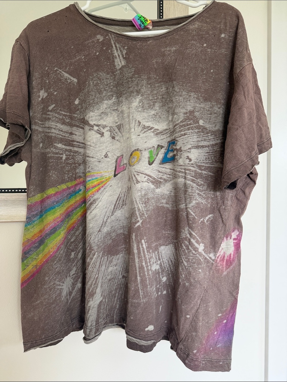 Magnolia Pearl The Love Spectacular Tee - Picture 2 of 10